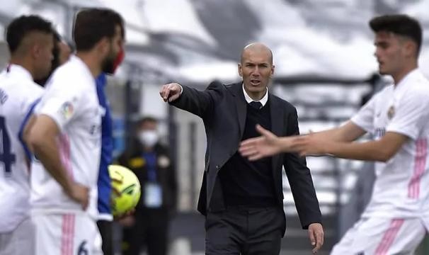 齐达内：是走是留还没定 赛季后我会和俱乐部谈话